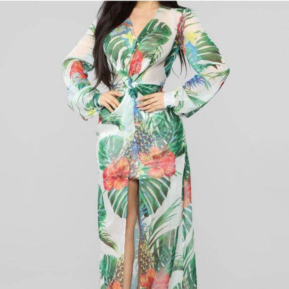 Fashion Nova Dresses & Skirts - 💖 NWOT - Fashion Nova Feelings Of Bliss Dress 👗✨